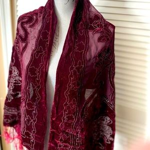 Cut away velvet scarf